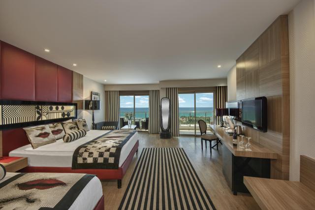 Delphin Imperial 