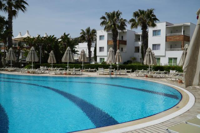 Armonia Holiday Village