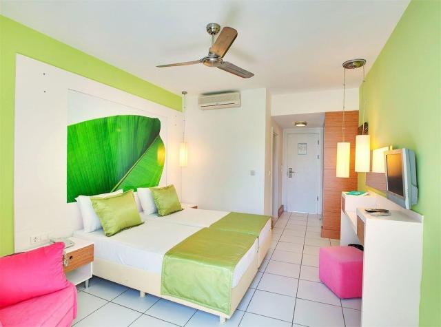 Armonia Holiday Village