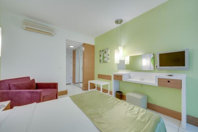 Armonia Holiday Village
