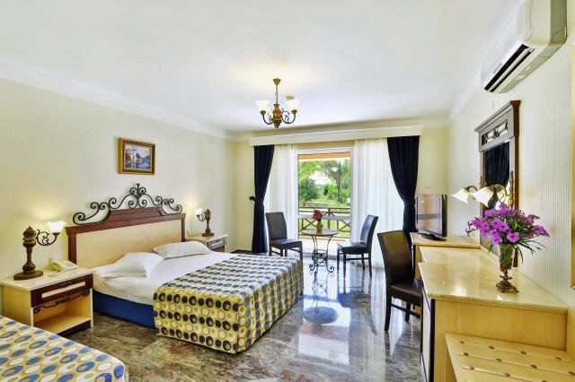Club Yali Hotel & Resort