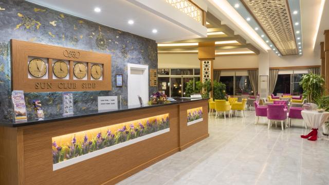 Sun Club Side