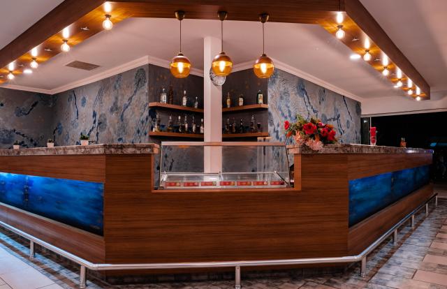 Sun Club Side