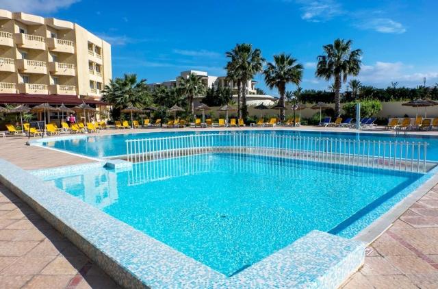 Houda Yasmine Hammamet