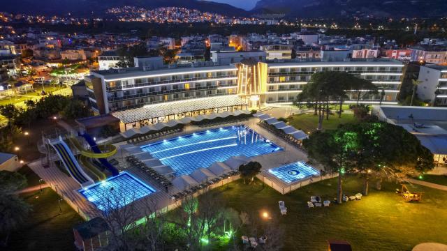 Royal Beach Club
