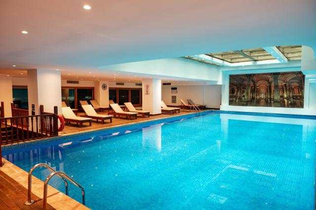Oz Hotels Side Premium