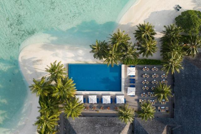 Vilamendhoo Island Resort