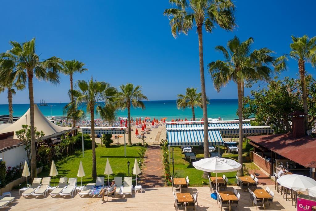 Elysee Beach 