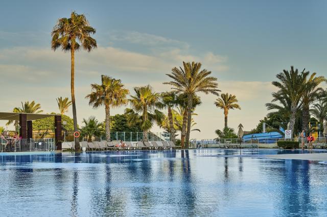 Nozha Beach & Spa