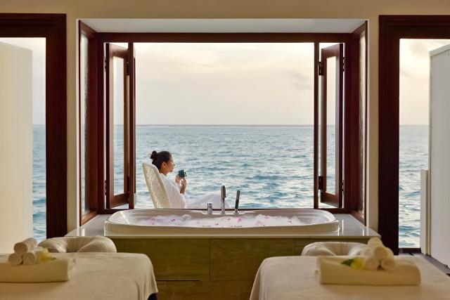 Summer Island Maldives