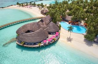 Vilu Reef Beach & Spa Resort
