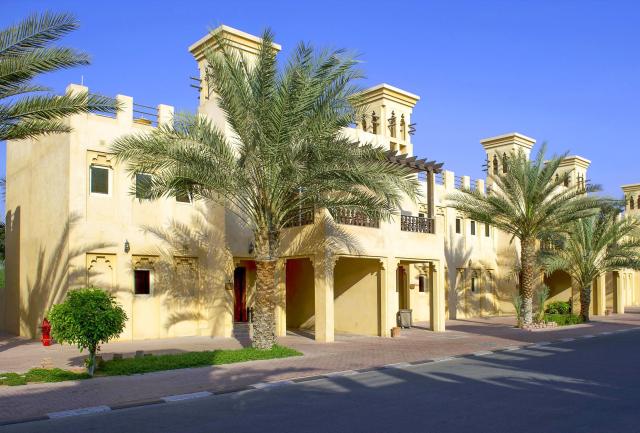Al Hamra Village Golf