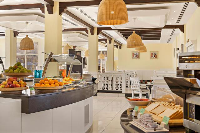 Al Hamra Village Golf