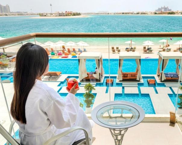 Royal Central The Palm