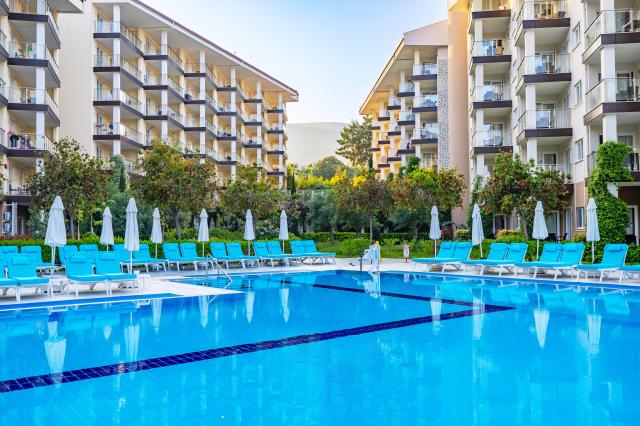 Ramada Resort By Wyndham Kusadasi 