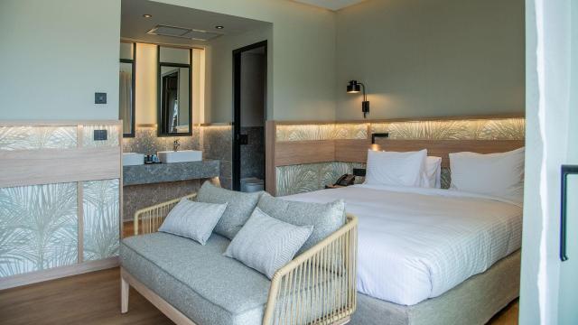 Senseana Sea Side Resort & Spa