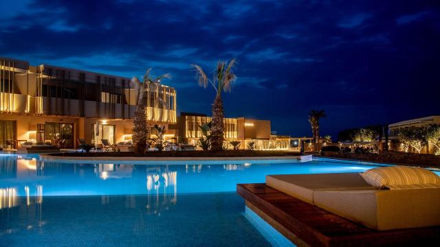 Senseana Sea Side Resort & Spa