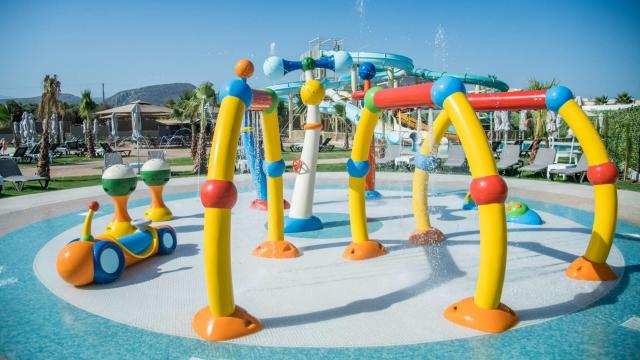 Senseana Sea Side Resort & Spa