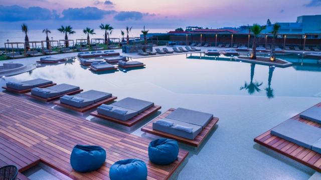 Senseana Sea Side Resort & Spa