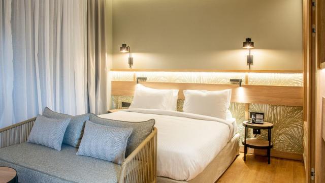 Senseana Sea Side Resort & Spa