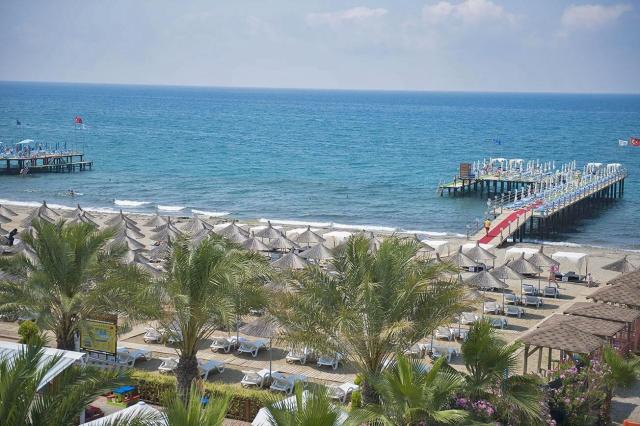 Quattro Beach Resort & Spa 