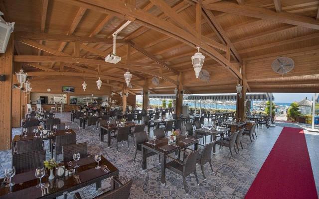 Quattro Beach Resort & Spa 
