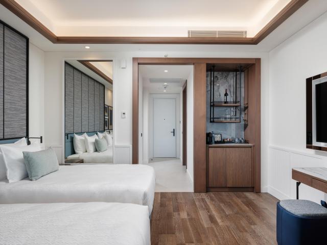 Anda Barut Collection