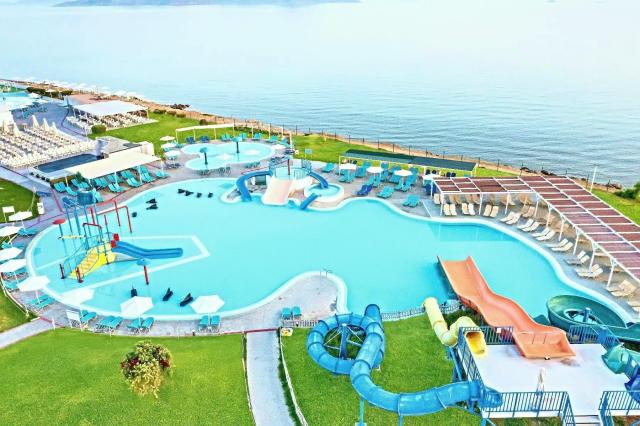 White Olive Marine Aquapark