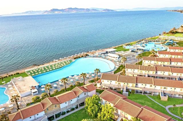 White Olive Marine Aquapark