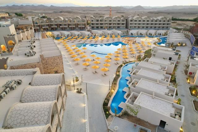 Utopia Blue Resort