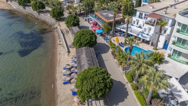 MaxSea Beach