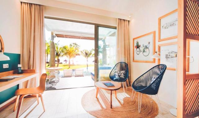 Victoria Beachcomber Resort For 2