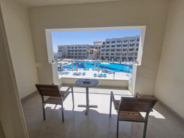 Serenity Sky Arc Sahl Hasheesh