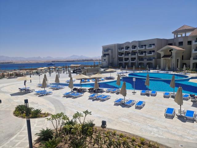 Serenity Sky Arc Sahl Hasheesh