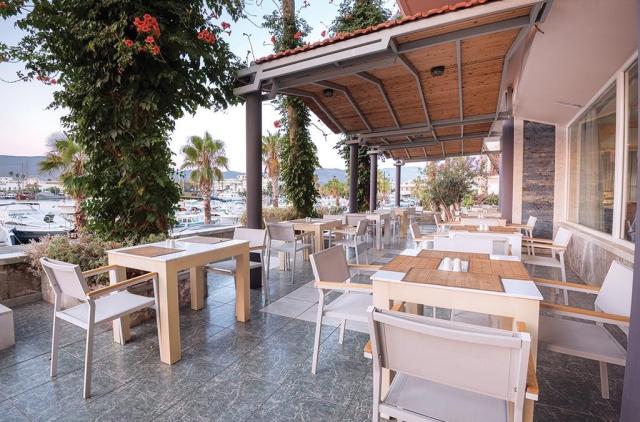 Kosta Palace City