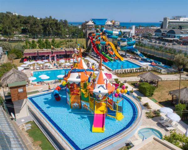dovolenka-Turecko-Alanya-hotelovy-komplex-Alaiye-Resort-aquapar