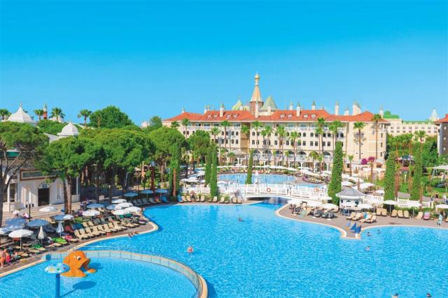 dovolenka-Turecko-Lara-hotelovy-komplex-Swandor-Topkapi-Palace-