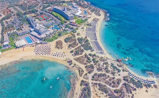 dovolenka-Cyprus-Juzny-Cyprus-Ayia-Napa-hotel-Dome-Beach-plaz (