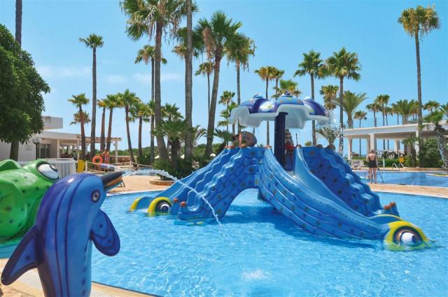 dovolenka-Cyprus-Juzny-Cyprus-Ayia-Napa-hotel-Dome-Beach-detsky