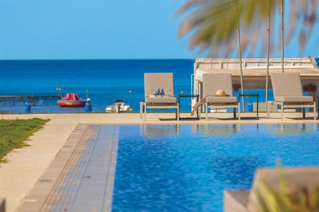dovolenka-Cyprus-Juzny-Cyprus-Ayia-Napa-hotel-Chrysomare-Beach-