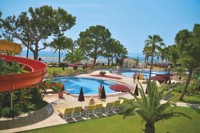 dovolenka-Turecko-Kemer-hotelovy-komplex-Club-Boran-Mare-Beach-