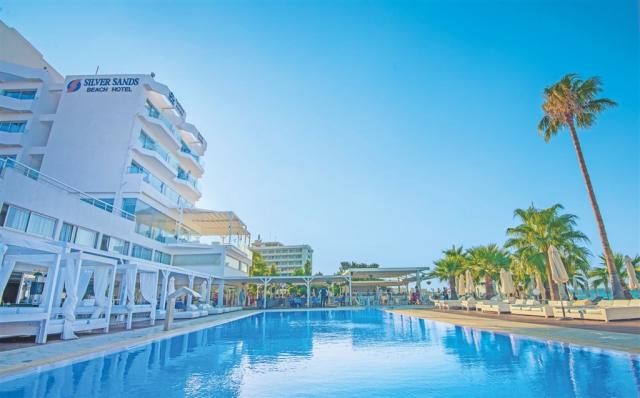 dovolenka-Cyprus-Juzny-Cyprus-Protaras-hotel-Silver-Sands-bazen