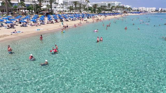 dovolenka-Cyprus-Juzny-Cyprus-Protaras-hotel-Silver-Sands-plaz1
