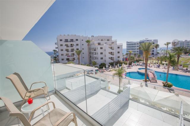 dovolenka-Cyprus-Juzny-Cyprus-Protaras-hotel-Tsokkos-Protaras-v