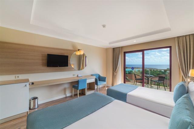 dovolenka-Turecko-Alanya-hotelovy-komplex-Justiniano-Club-Park-