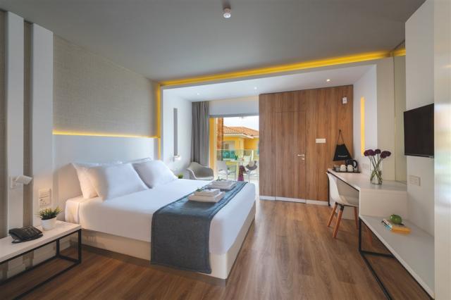 dovolenka-Cyprus-Juzny-Cyprus-Protaras-hotel-Malama-Beach-Holid