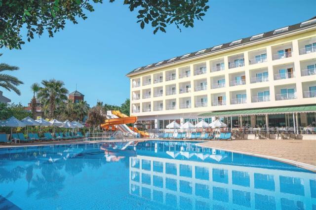 dovolenka-Turecko-Kemer-hotel-Pine-House-by-Werde-Hotels-bazen.