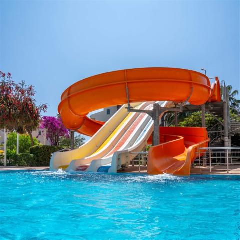 dovolenka-Turecko-Kemer-hotel-Pine-House-by-Werde-Hotels-smykla