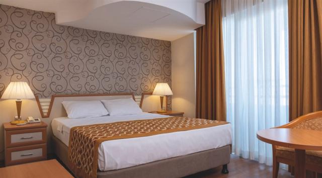 dovolenka-Turecko-Kemer-hotel-Pine-House-by-Werde-Hotels-izba.j