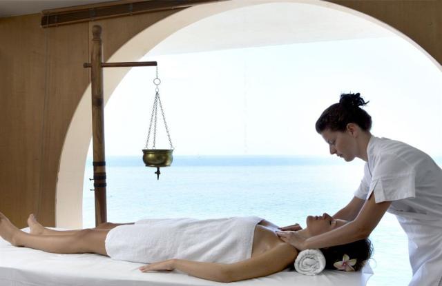 dovolenka-Grecko-Korfu-Nissaki-hotel-Sunshine-Corfu-Hotel&Spa-s